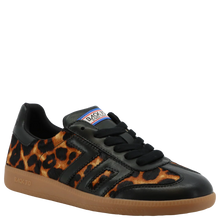 Load image into Gallery viewer, Cloud P Sneaker in Leopard Black