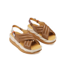 Load image into Gallery viewer, Mellow Mana Sandal in Brown