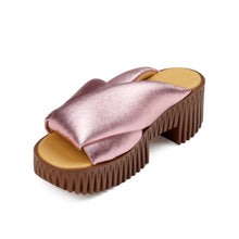 Load image into Gallery viewer, 4C Plia Anda in Pink