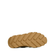 Load image into Gallery viewer, Tura Bom Ballet in Gold