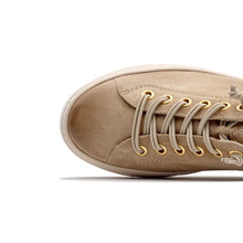 Load image into Gallery viewer, Hadley Sneaker in Almond
