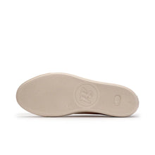 Load image into Gallery viewer, Hadley Sneaker in Almond
