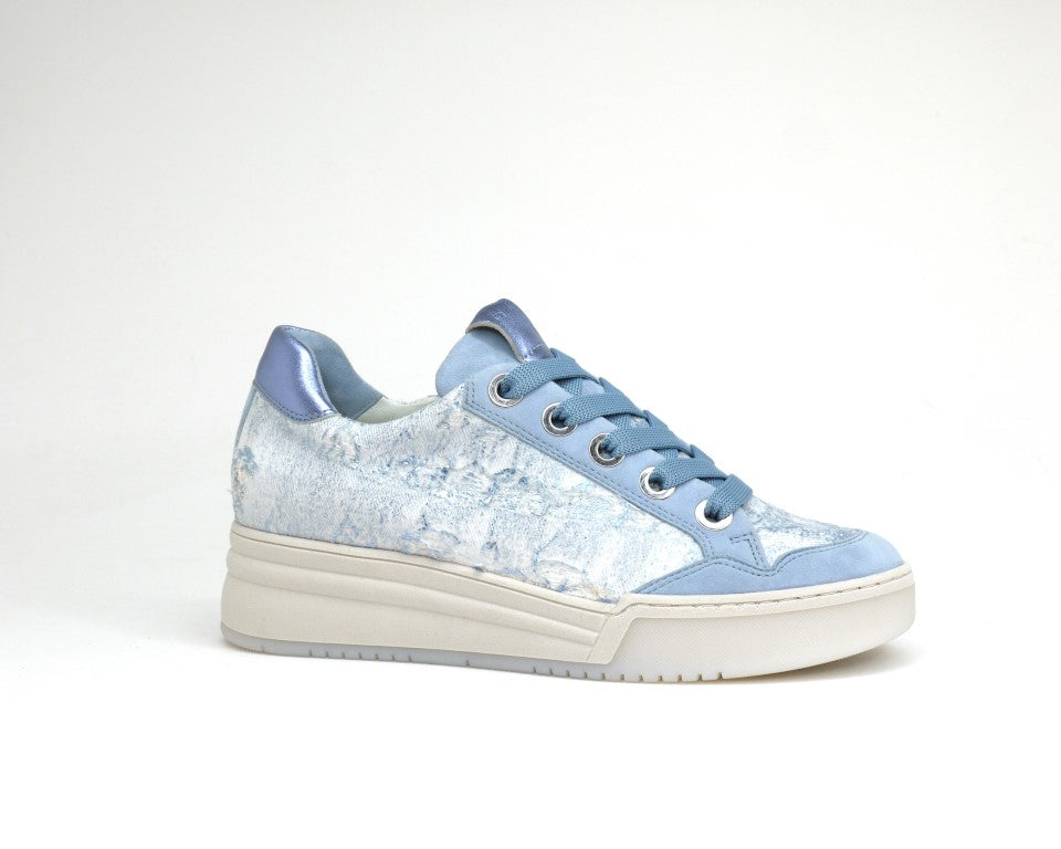 Leona Sneaker in Cielo