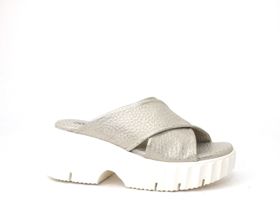 Marni Sandal in Platino