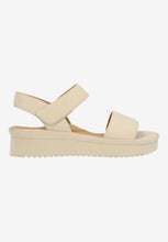 Load image into Gallery viewer, Abrilla Sandal in Cream Lamba
