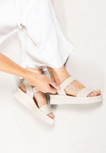 Load image into Gallery viewer, Abrilla Sandal in Cream Lamba
