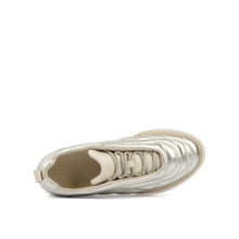 Load image into Gallery viewer, Bubble Ollo Sneaker in Champagne
