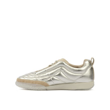 Load image into Gallery viewer, Bubble Ollo Sneaker in Champagne

