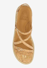 Load image into Gallery viewer, Lamor Danilo in Natural gold
