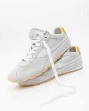 Load image into Gallery viewer, Essex Sneaker in Ice

