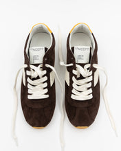 Load image into Gallery viewer, Essex Sneaker In Espresso
