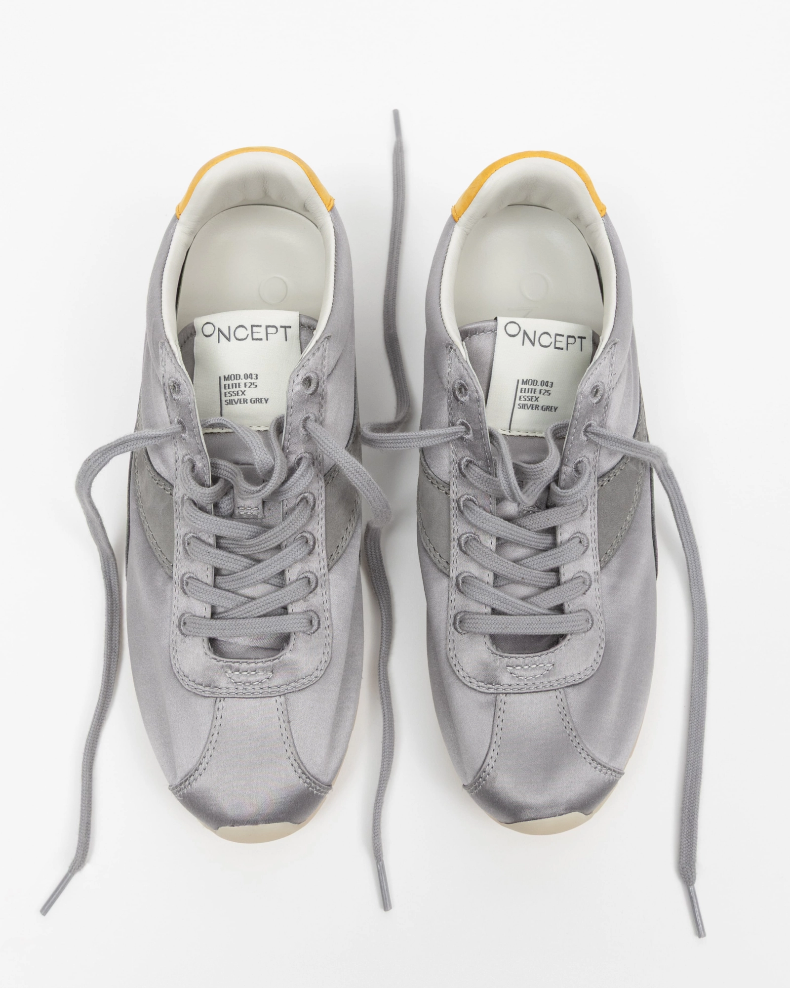 Essex Sneaker Silver Grey Satin