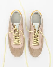 Load image into Gallery viewer, Essex Sneaker In Sand
