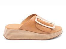 Load image into Gallery viewer, Ela Sandal in Camel
