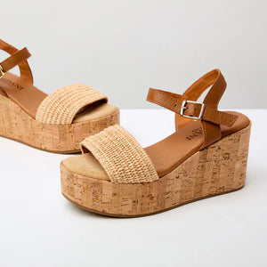 Jessica Wedge in Natural