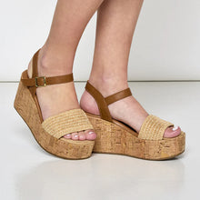 Load image into Gallery viewer, Cordani Jessica in Natural Raffia
