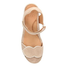 Load image into Gallery viewer, Marora Wedge in Taupe White Suede
