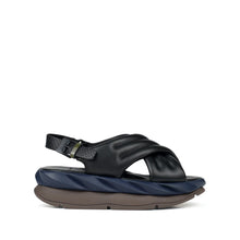 Load image into Gallery viewer, Mellow Mana Sandal in Black
