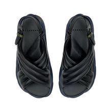 Load image into Gallery viewer, Mellow Mana Sandal in Black
