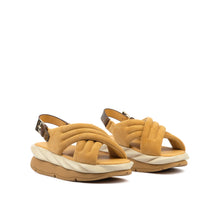 Load image into Gallery viewer, Mellow Mana Sandal in Desert

