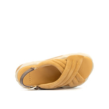 Load image into Gallery viewer, Mellow Mana Sandal in Desert

