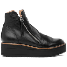 Load image into Gallery viewer, Nene Boot In Black Leather
