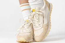 Load image into Gallery viewer, Toronto Sneaker in Wheat

