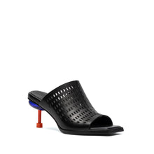 Load image into Gallery viewer, Osha Nemo Mid Heel in Black
