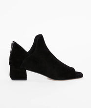 Load image into Gallery viewer, Vonn Bootie in Black
