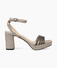 Load image into Gallery viewer, Aliana Platform Heel in Pewter Shimmer
