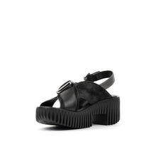 Load image into Gallery viewer, Plia Juno Sandal in Nior
