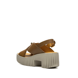 Plia Juno Sandal in Taupe