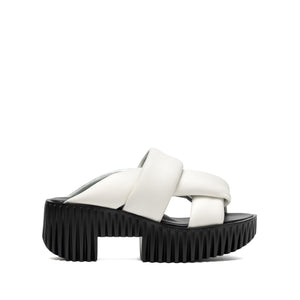 Plia Semo Sandal in White