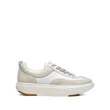 Load image into Gallery viewer, Ray Reta Sneaker in White
