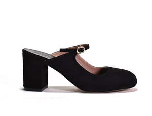 Shayna Heel in Black