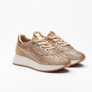 Alaina Sneaker in Noisette