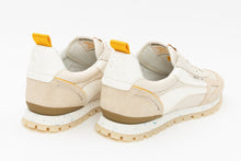 Load image into Gallery viewer, Toronto Sneaker in Wheat
