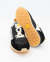 Load image into Gallery viewer, Toronto Sneaker in Black
