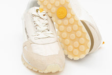 Load image into Gallery viewer, Toronto Sneaker in Wheat
