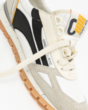 Load image into Gallery viewer, Toronto Sneaker in White Black
