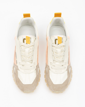 Load image into Gallery viewer, Toronto Sneaker in Electric Peach

