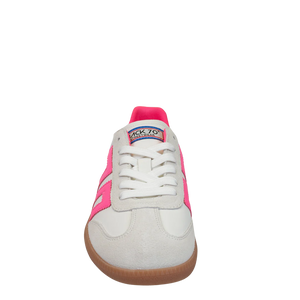 Cloud Sneaker in Fluorescent Pink