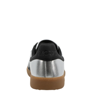 Cloud NM Sneaker in Silver Black