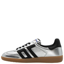 Load image into Gallery viewer, Cloud NM Sneaker in Silver Black
