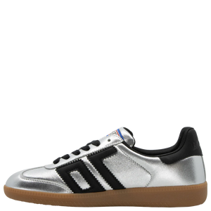 Cloud NM Sneaker in Silver Black