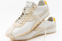 Load image into Gallery viewer, Essex Sneaker In Vintage White
