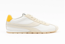 Load image into Gallery viewer, Essex Sneaker In Vintage White

