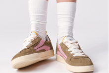 Load image into Gallery viewer, Fez Sneaker In Khaki
