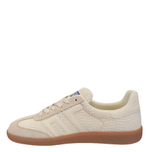 Load image into Gallery viewer, Iuta Sneaker in Beige
