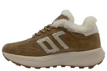 Load image into Gallery viewer, Back 70 Lightning in Tobacco
